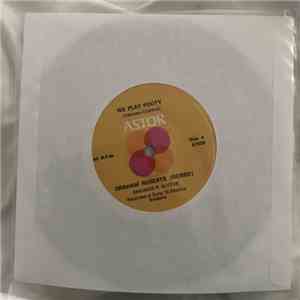 Graham Roberts - We Play Footy mp3 album