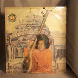 Rajeswara Rao & P. Adinarayan Rau - Bhagawan Sri Satya Sai Baba's Divine Life Story mp3 album