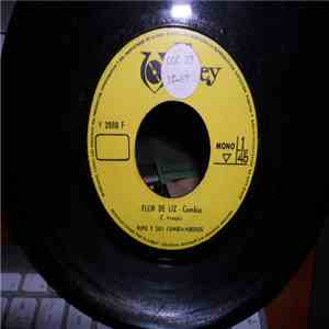 Pipo Y Sus Cumbiamberos - Flor De Luz / Guarapera mp3 album